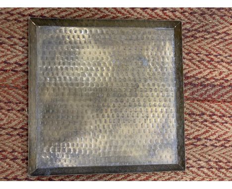 A VINTAGE SQUARE BRASS TRAY WITH INDUSTRIAL STYLE DESIGN 43CM X 43CM 