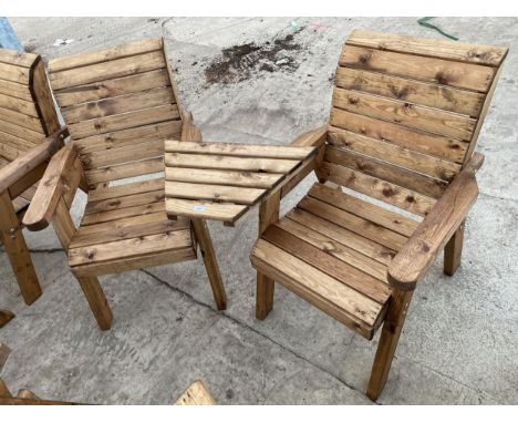 AN AS NEW EX DISPLAY CHARLES TAYLOR LOVE SEAT WITH TWO CHAIRS AND AN ARM TABLE *PLEASE NOTE VAT TO BE CHARGED ON THIS ITEM* 