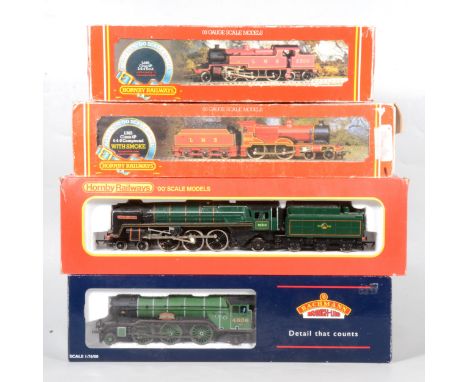 OO gauge model railway locomotives, four including Bachmann 31-560 V2 LNER 'The Green Howard', 4806; Hornby R552 BR 4-6-2 'Ol