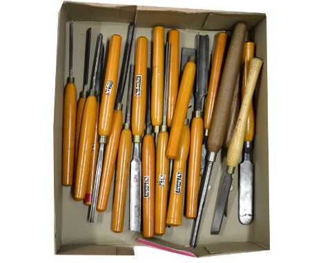 Robert Sorby woodworking chisels and cutting tools, twenty various types, all with wooden handles.