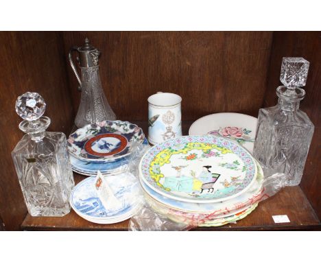SECTION 28. A selection of various Ceramics including Five Poole Pottery plates, a 20th century Chinese plate and other ceram