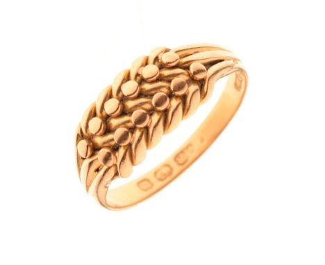 18ct gold 'keeper' ring, size S approx, 5.3g approx