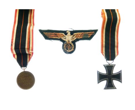 First World War Iron Cross, 2nd class, together with a Third Reich War Merit medal, with envelope and letter