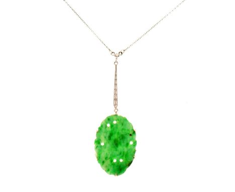 Dyed carved jade pendant suspended on a white metal bar to a fine chain, stamped '9ct', 3.9g gross approx