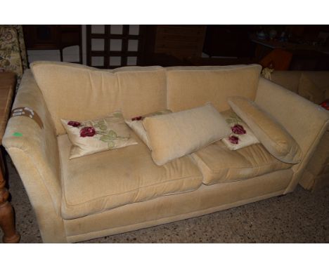 GOOD QUALITY MODERN THREE-SEATER SOFA WITH SCATTER CUSHIONS