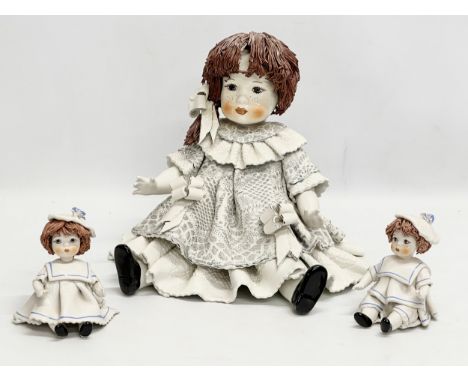 3 Italian ceramic dolls by Zampiva. Signed. Including a large limited edition of 23/2000. 28x29cm 