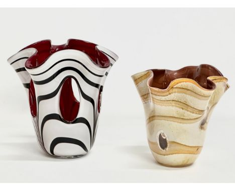 Jozefina Glass. Two 20th Century Polish handkerchief vases by Jozefina, Krosno. 22x22x22cm. 