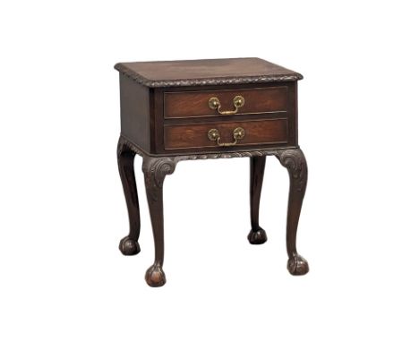 An Early 20th Century mahogany Chippendale Revival end table on Ball &amp; Claw feet. 48x46x61cm 