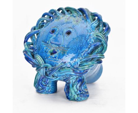 Aldo Londi; circa 1960 earthenware glazed pottery lion sculpture, in Bitossi Rimini blue, signed on base, H22cm