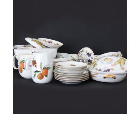 Royal Worcester Evesham pattern part tea and dinner service, including teapot, eight dinner plates, eight side plates etc 