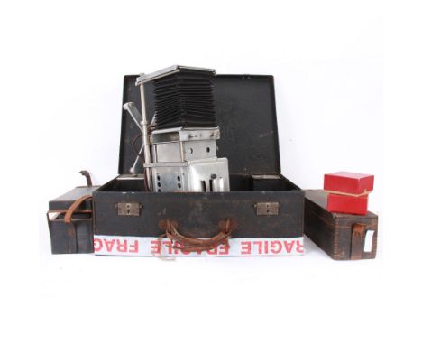Optiscope Slide projector, together with glass plate slides