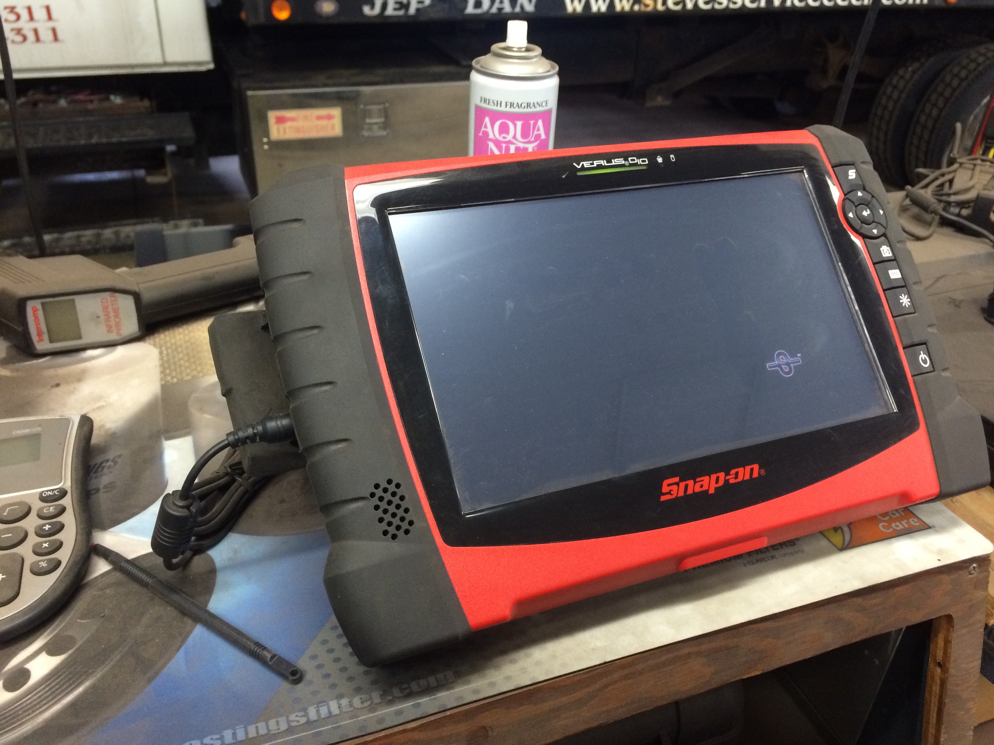 Snap on Versus Pro Scanner/Lap Scope w/European (5mo old)