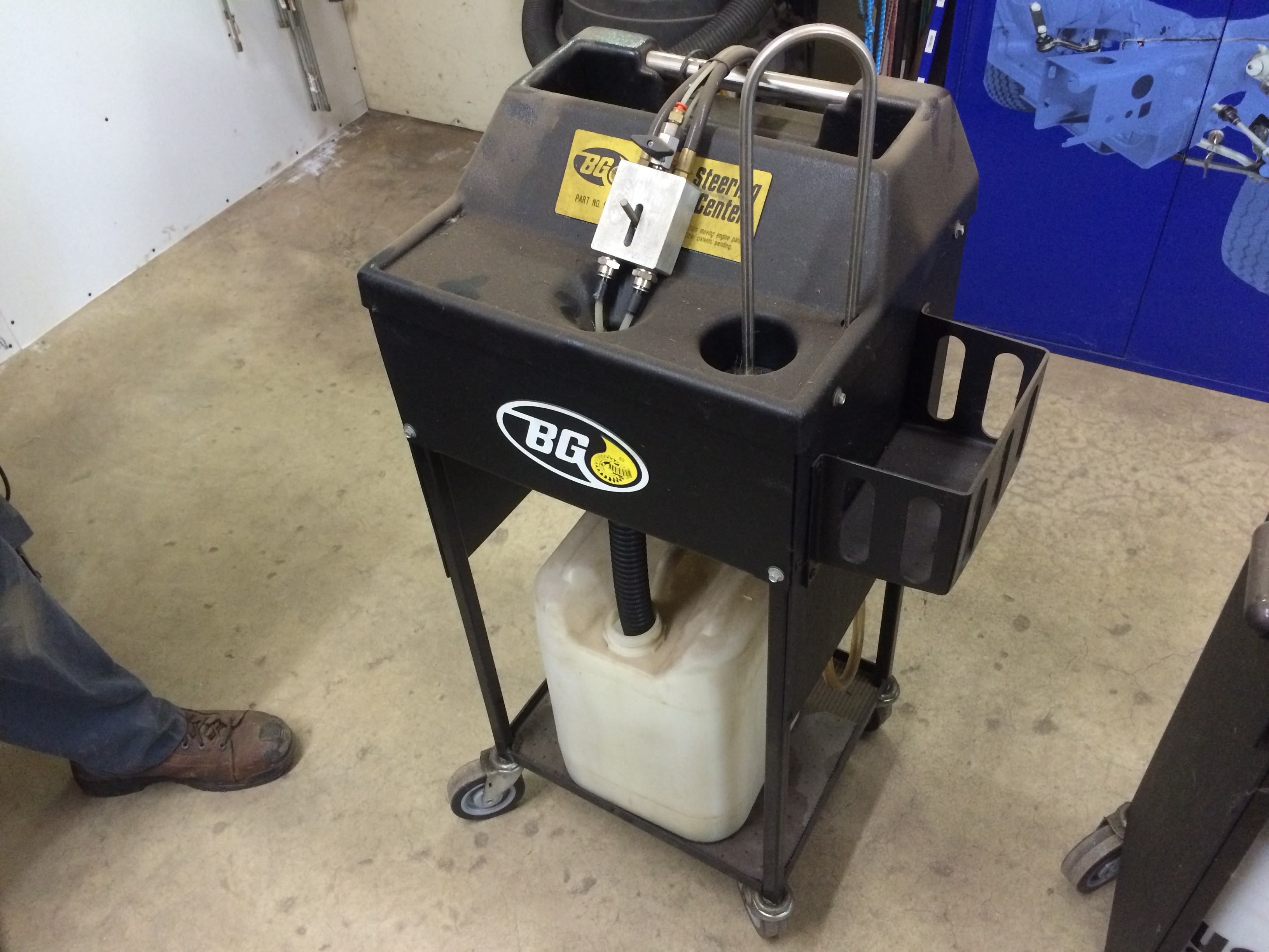 BG power steering flush machine