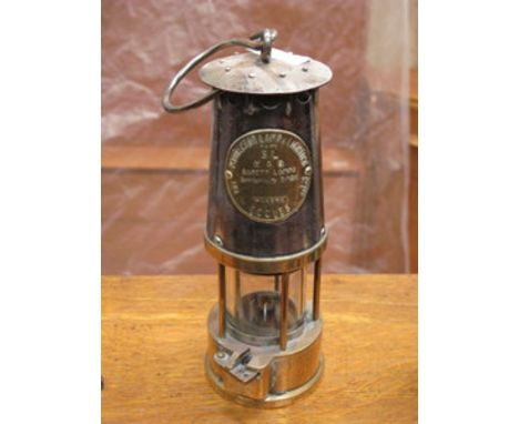 VINTAGE MINER'S LAMP 