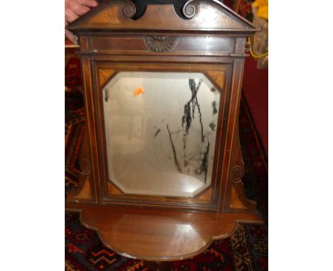 An Edwardian mahogany and satinwood inlaid wall mirror with integral lower shelf, 78 x 58cm