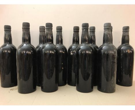 Taylor's vintage port 1960,12 bottlesCondition report: Levels top shoulder or better
