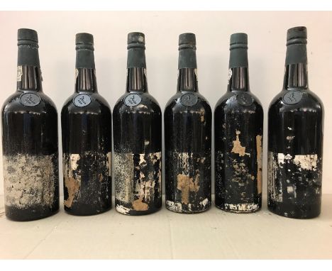 Taylor's vintage port 1980,11 bottlesCondition report: slight seepage, levels: 3 upper shoulder, others top shoulder