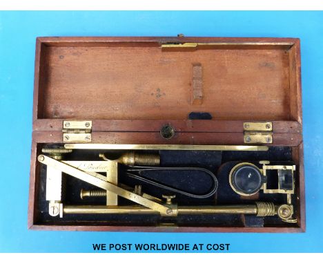 A Dolland of London cameral lucida  in mahogany case