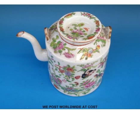 A 19thC Chinese famille rose teapot of cylindrical form decorated with birds and butterflies (16cm tall, 13cm diameter) 