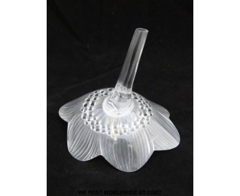Lalique glass ring holder in the form on an anemone flower head, 8.5cm tall. 