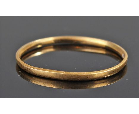 George III gold wedding band, marks rubbed, head of George visible, ring size Q