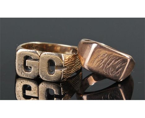 Two 9 carat gold rings, the first with the letters GC, the second a signet ring, total weight 15 grams, (2)