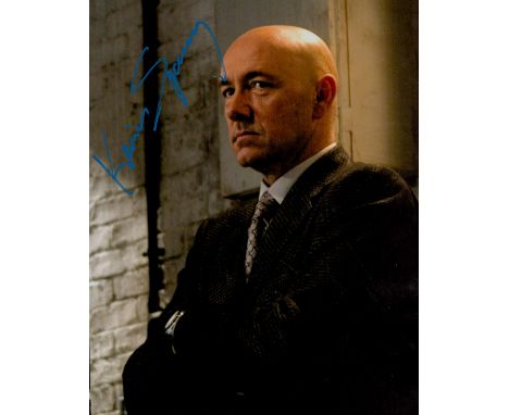 Kevin Spacey signed 12x10inch colour photo. TV/Film, Entertainment autograph. Good condition. All autographs come with a Cert