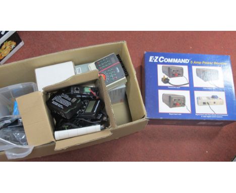 Railway Track Control Items, consisting of a Digitrax Super Chief Extra Control Kit, boxed, a Bachmann EZ command 5 amp power