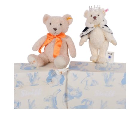 STEIFF - 2 teddy bears, comprising Long To Reign Over Us, and 38 Creme Cosy Year, both boxed (2)