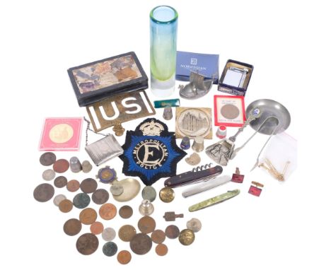 Lighter, desk weight, buckle, penknife, etc