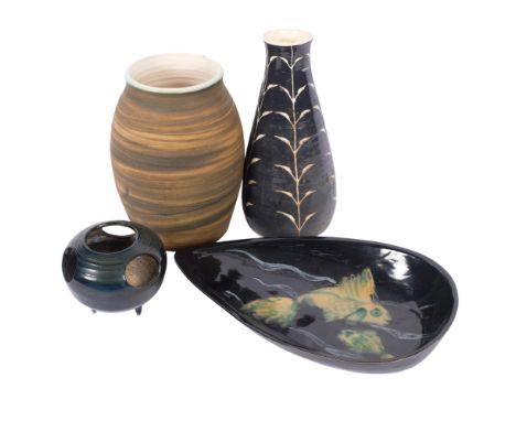 ERIC LEAPER, Newlyn, Cornwall, 2 mid-20th century hand-thrown vases, signed to base, tallest 25.5cm, together with a fish dec