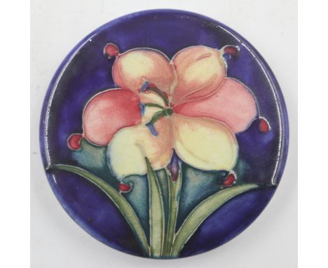 Moorcroft Clematis pattern, blue lid. UK P&amp;P Group 1 (£16+VAT for the first lot and £2+VAT for subsequent lots)