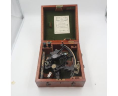 Oak cased sextant. Not available for in-house P&amp;P 
