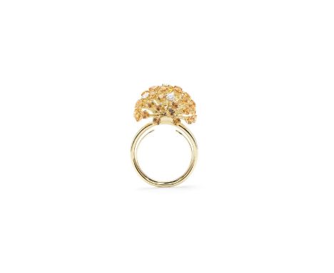 &nbsp;Ring GG/750fein mit Brillanten zus. ca. 0,60ct, und gelbe Saphire zus. ca. 4,00ct, GesGew. 12,80g RW 59&nbsp;&nbsp;Ladi