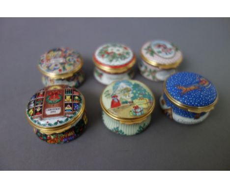 Twenty Halcyon Days enamel 'Christmas boxes' comprising years; 1977, 1980, 1981, 1985, 1987 -2000 (including two 1989 version