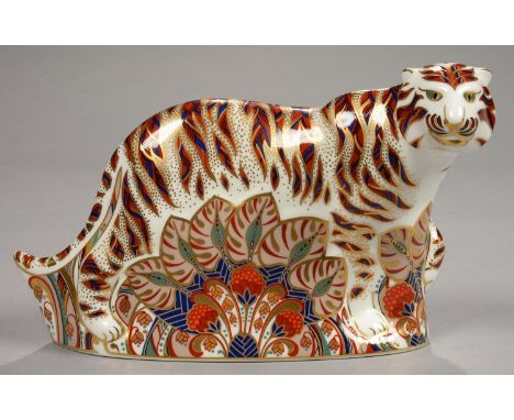 A ROYAL CROWN DERBY IMARI PATTERN BENGAL TIGER PAPERWEIGHT, 13CM H, PRINTED MARK, GILT BUTTON Good condition