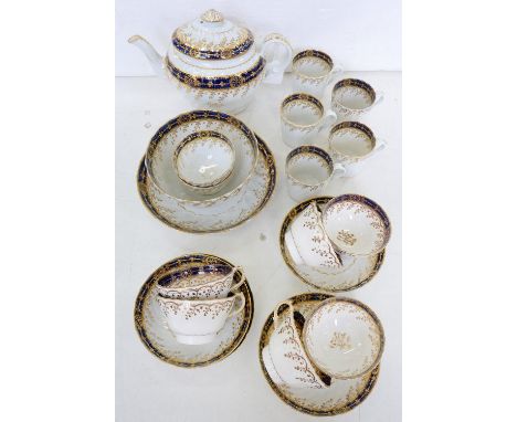 A CHAMBERLAIN'S WORCESTER SPIRALLY FLUTED BLUE AND GILT TEA AND COFFEE SERVICE, TEAPOT AND COVER 17CM H, PAINTED MARK IN GILT