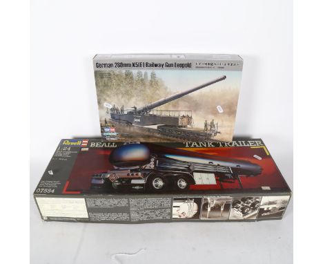 A Revell Beall tank trailer model kit, 1:24 scale, kit no. 07554, and a Hobby Boss 1:72 scale German 280mm railway gun leopol