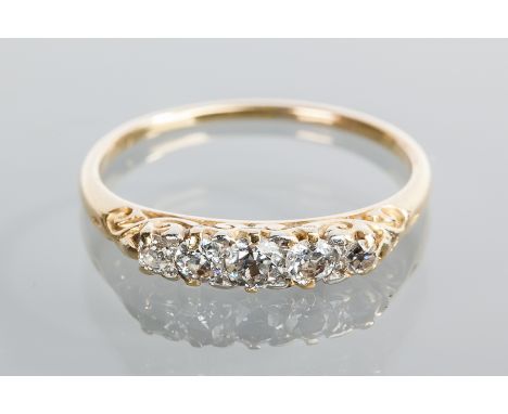 VICTORIAN DIAMOND FIVE STONE RING
the five graduated diamonds totalling approximately 0.30 carats and in a boat shaped settin