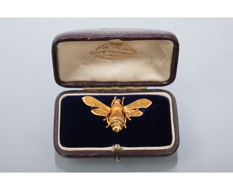 FINE VICTORIAN GOLD BEE BROOCH
with engraved details and ruby eyes, unmarked, in a fitted box from Goldsmiths and Silversmith