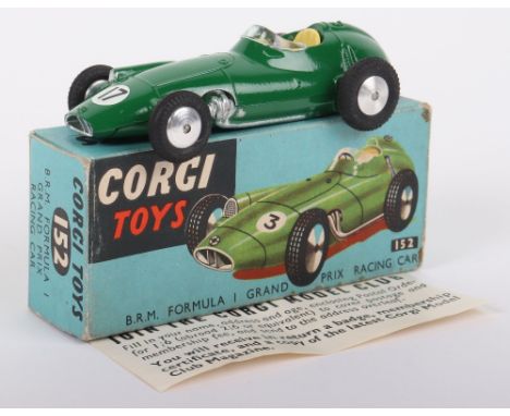 Corgi Toys 152 B.R.M, Formula 1 Grand Prix Racing Car, dark green body, yellow seat, racing number ‘17’ flat spun wheels in m