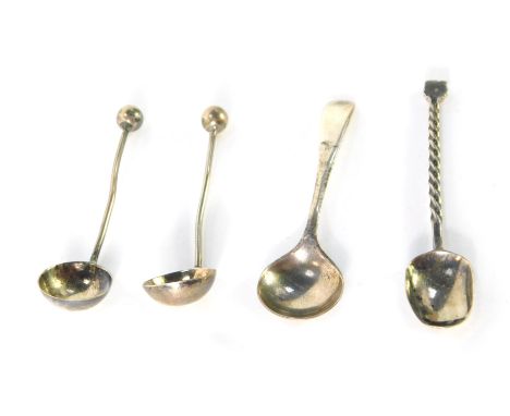 Four caddy spoons, each white metal, unmarked, one with reeded stem, ¼oz. (4)