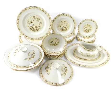 A Royal Doulton Mandalay pattern part dinner service, comprising six bowls, five side plates, six medium plates, six dinner p