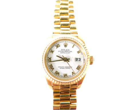A Rolex 18ct gold cased lady's Oyster Perpetual Datejust wristwatch, Superlative Chronometer Official Certified, circular whi