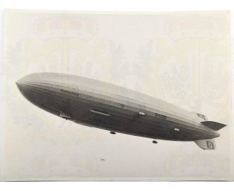 GROSSFOTOS LUFTSCHIFF LZ-129 HINDENBURG, Aufnahme von 1936 im Fluge, Leitwerk m. HK, auf d. Rumpf olympische Ringe, vergrößer
