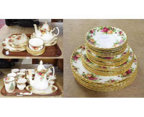 Royal Albert ''Old Country Roses'' tea, dinner and coffee service 