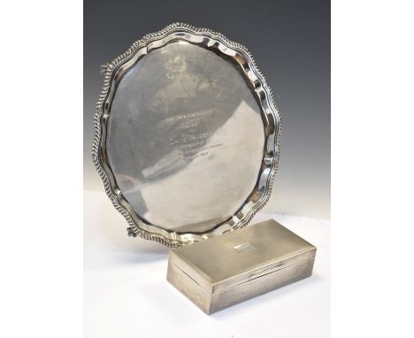 Elizabeth II silver salver with pie-crust edge and standing on four claw feet, Sheffield 1973, 31.5cm diameter, 855g approx, 