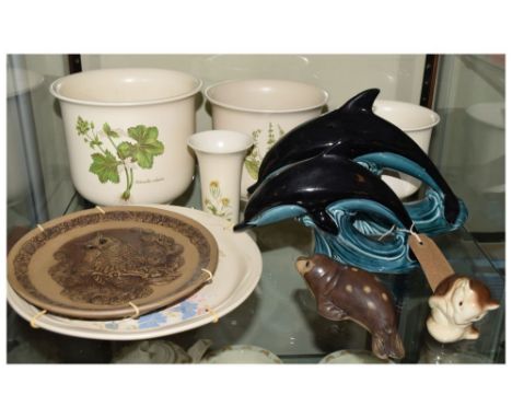 Quantity of late 20th Century Poole pottery, to include plate by Barbara Linley Adams, etc Condition: Planters all with stain