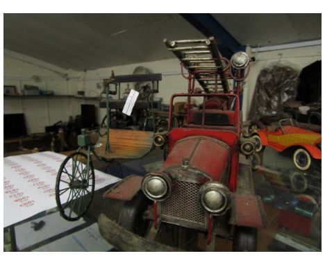 MODERN TIN PLATE MODEL OF A FIRE ENGINE AND FURTHER THREE WHEELED CART (2)   
