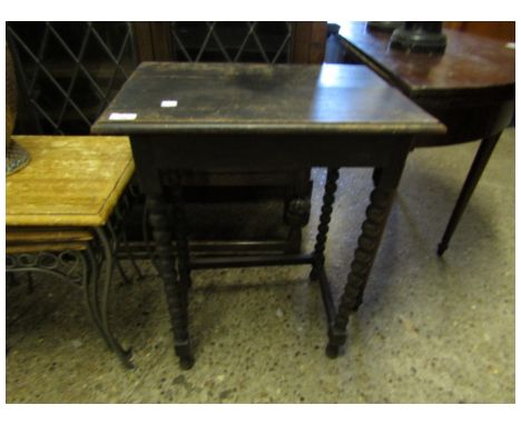 EARLY 20TH CENTURY OAK FRAMED SINGLE DRAWER SIDE TABLE WITH BOBBIN TURNED LEGS   